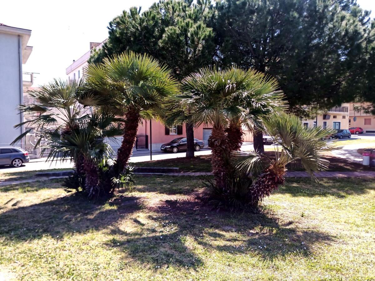 Casa vacanze Tre stelle Termoli Exterior foto